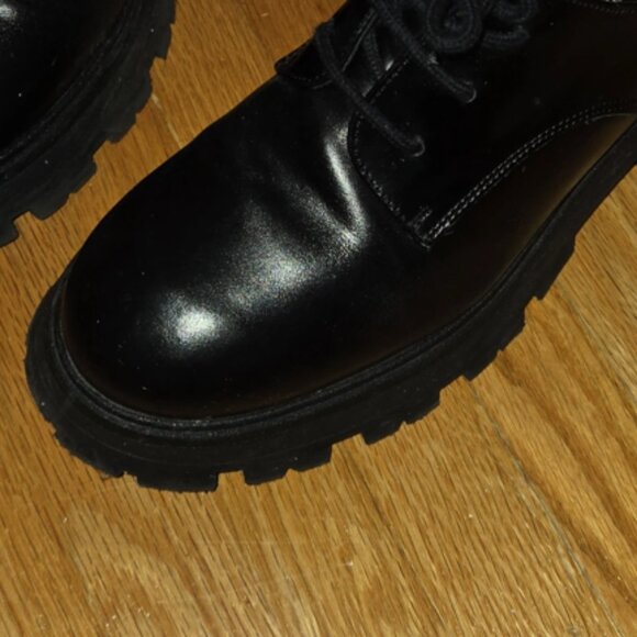 Bieber Black Leather Platform Loafers l'intervalle - Picture 7 of 9